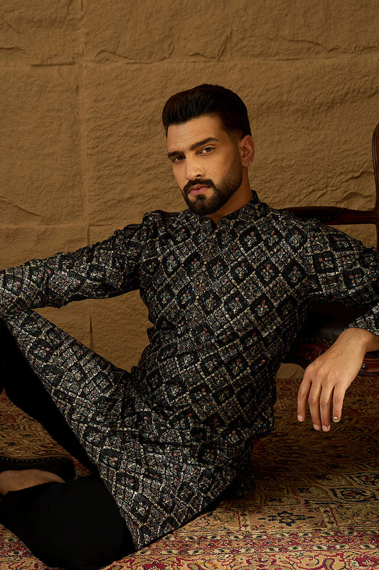 Black Viscose Rayon Geometric Printed Straight Kurta MKU1608