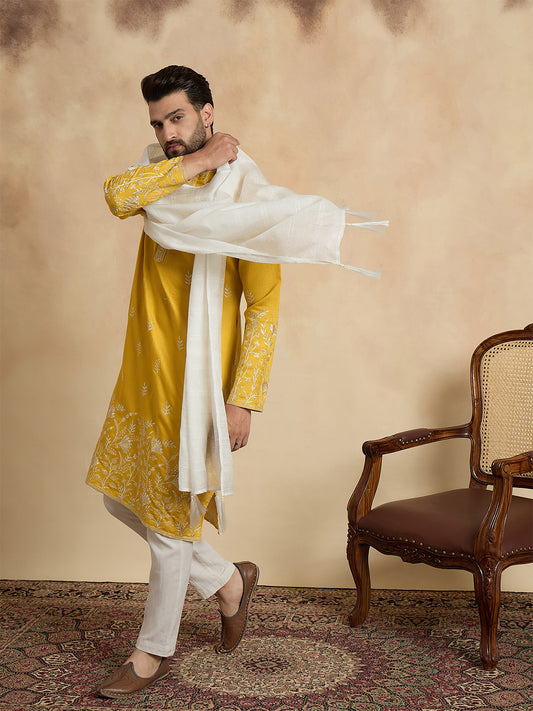 Ethnic Bay Men Yellow Chanderi Silk Solid Embroidered Straight Kurta with Dupatta MKUD1314
