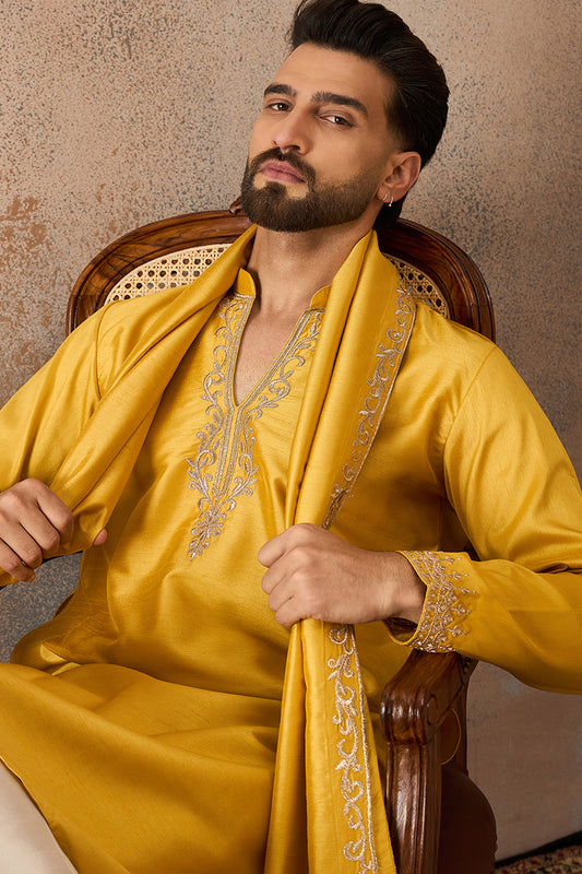 Ethnic Bay Mens Yellow Silk Blend Solid Embroidered Kurta & Trouser With Dupatta MKPD1022