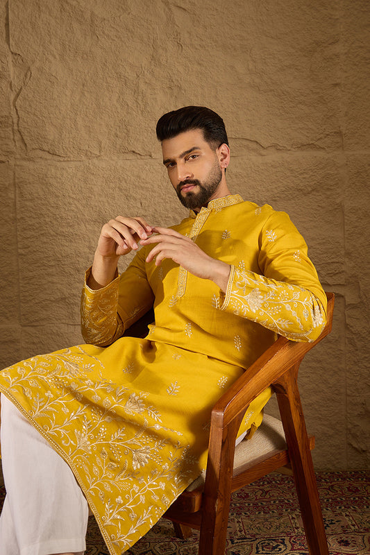 Yellow Vertican Solid Embroidered Straight Kurta MKU1314