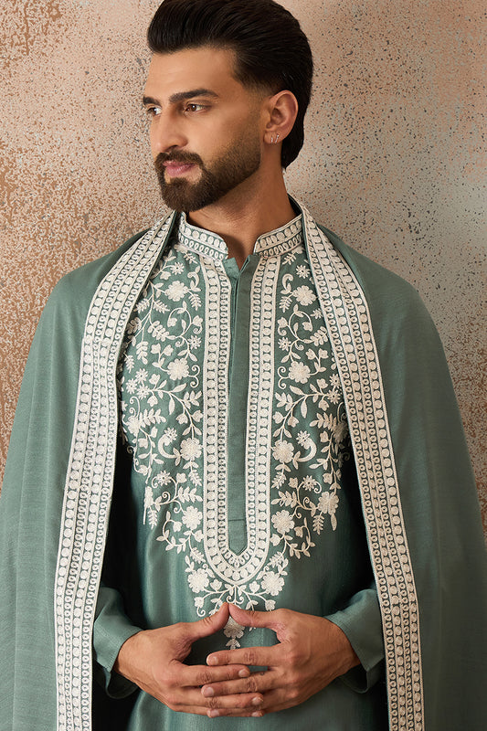 Ethnic Bay Mens Green Silk Blend Solid Embroidered Kurta With Dupatta MKUD1040