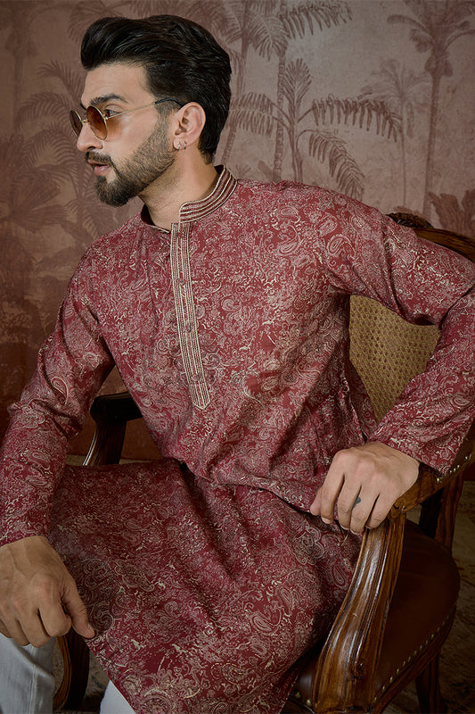 Ethnic Bay Men Maroon Silk Blend Floral Embroidered Kurta With Trouser MKSET2577