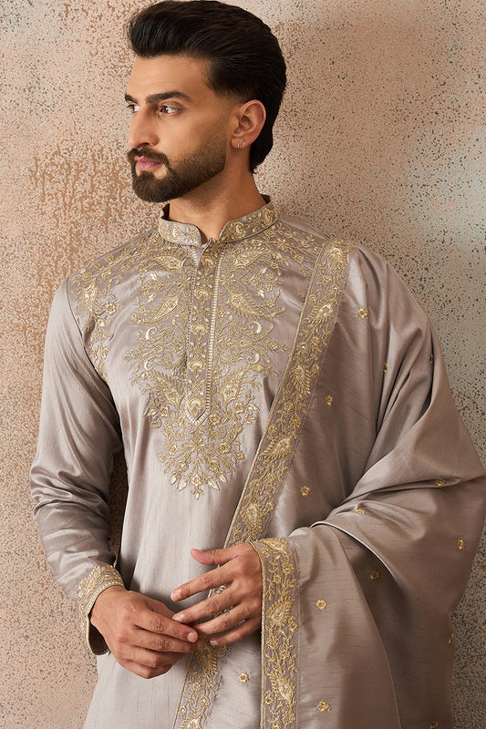 Ethnic Bay Men Grey Silk Blend Embroidered Ethnic Kurta with Trousers & Dupatta MKPD1044