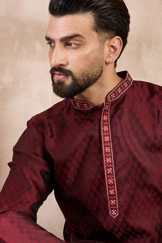 Maroon Silk Blend Solid Woven Design Straight Kurta MKU1896