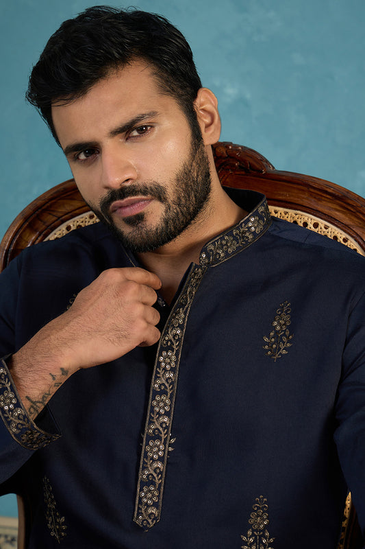 Ethnic Bay Men Blue Silk Blend Embroidered Straight Kurta Sets MKSET2122