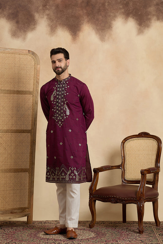 Ethnic Bay Mens Purple Silk Blend Solid Embroidered Zari Kurta With Trouser MKSET2442