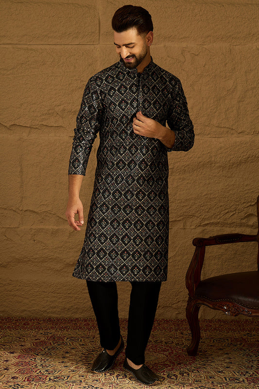 Black Viscose Rayon Geometric Printed Straight Kurta with Trouser MKSET1608