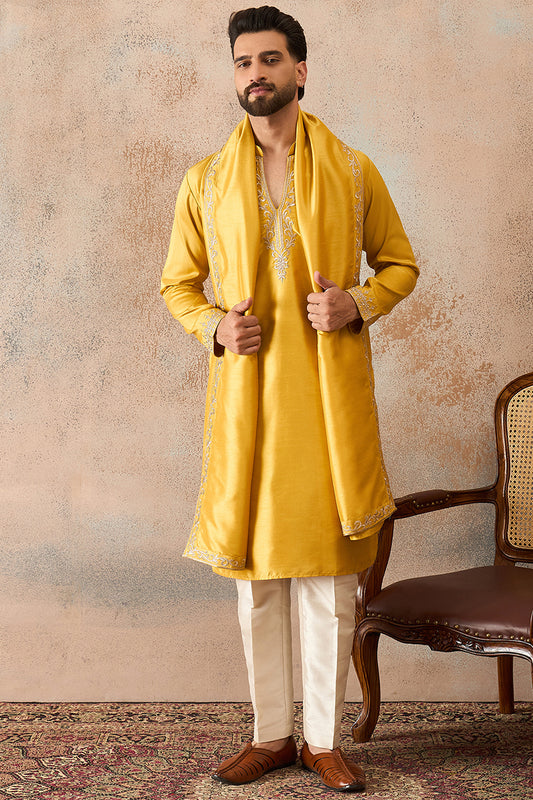 Ethnic Bay Mens Yellow Silk Blend Solid Embroidered Kurta With Dupatta MKUD1022