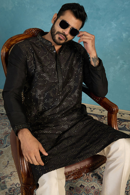 Ethnic Bay Silk Blend Black Solid Embroidered Calf Length Straight Kurta MKU2128