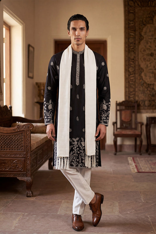Ethnic Bay Men Black Silk Blend Solid Embroidered Straight Kurta Sets MKUD1782
