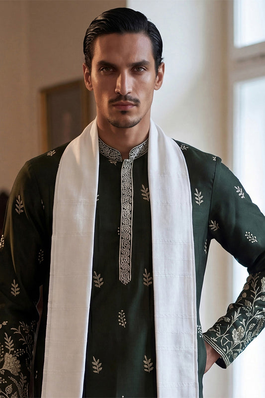 Ethnic Bay Men Olive Chanderi Silk Solid Embroidered Straight Kurta Trouser with Dupatta MKPD1319