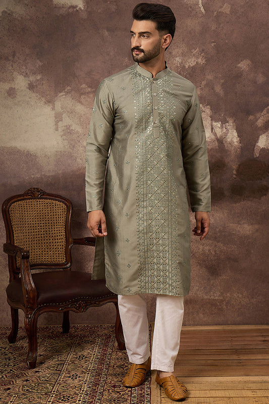 Green Silk Blend Solid Embroidered Straight Kurta with Trouser MKSET1367