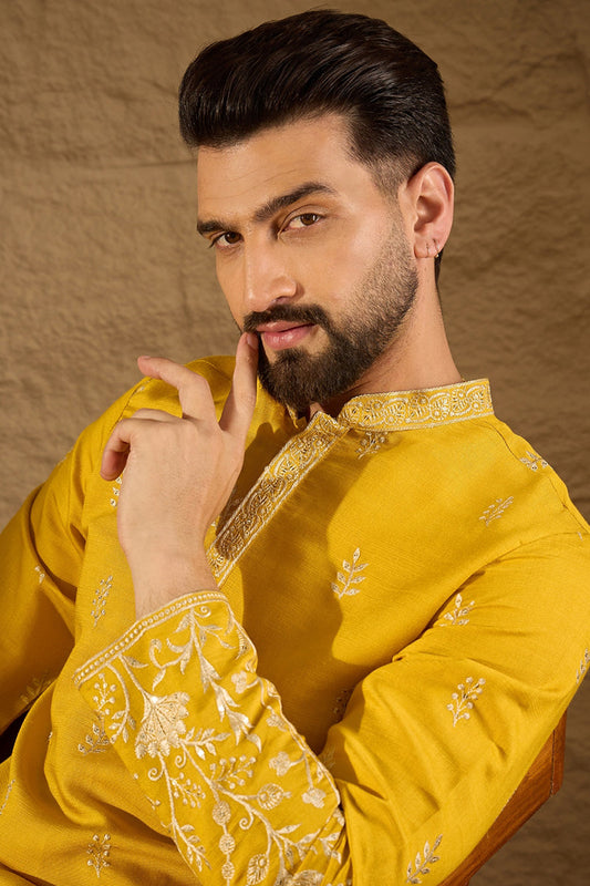 Yellow Vertican Solid Embroidered Straight Kurta MKU1314