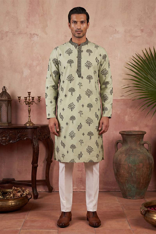 Ethnic Bay Mens Silk Blend Embroidered Solid Green Kurta MKU1803