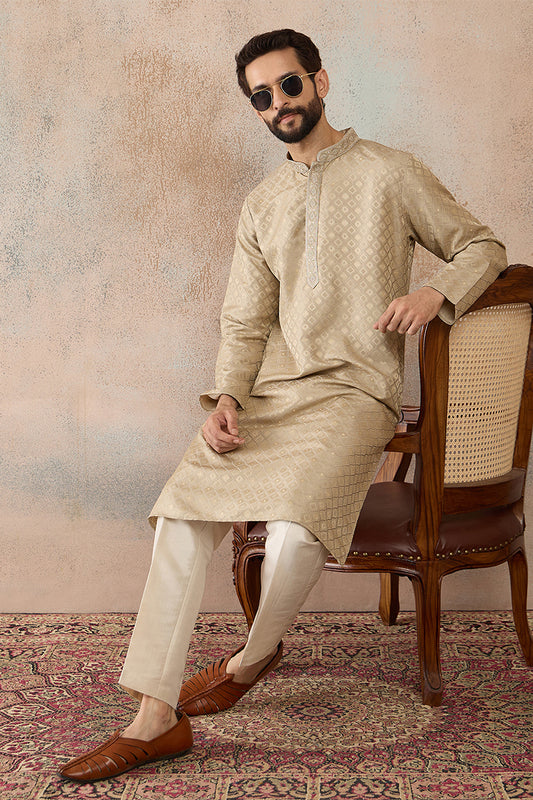 Ethnic Bay Mens Olive Jacquard Ethnic Motifs Embroidered Kurta MKU2322