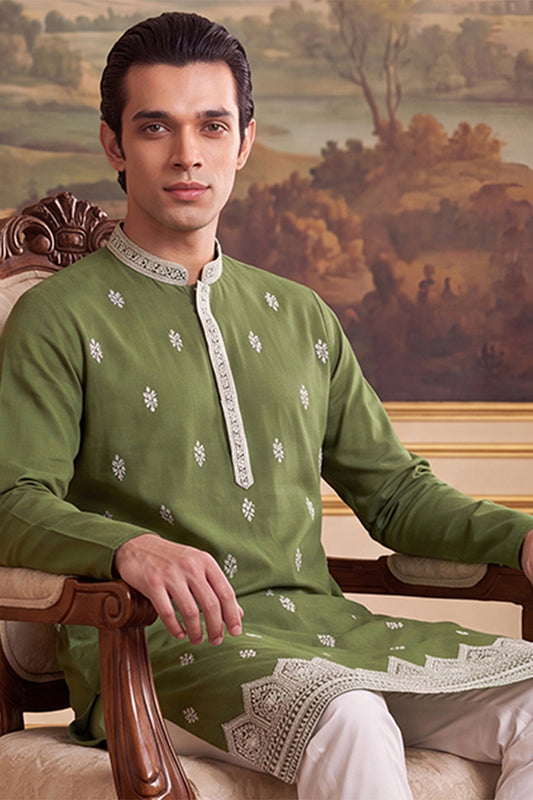 Ethnic Bay Mens Green Silk Blend Solid Embroidered Kurta MKU2486