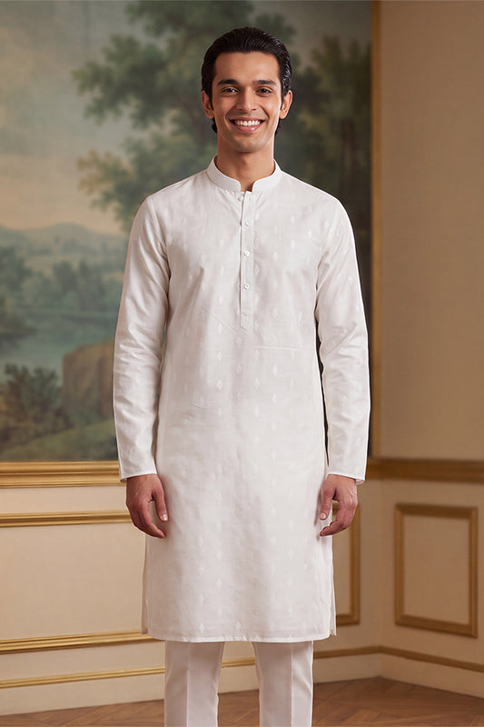 Ethnic Bay Mens White Cotton Ethnic Motifs Woven Design Kurta MKU2707