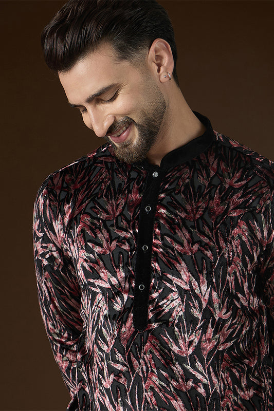 Ethnic Bay Mens Black Velvet Ethnic Motifs Printed  Kurta With Trouser MKSET2722